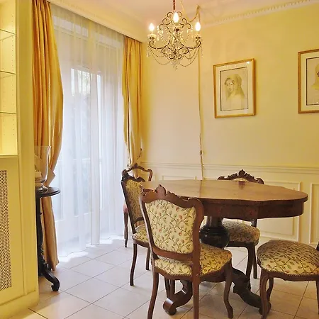 Apartman Opera Charming 2 Bedrooms With Terrace *